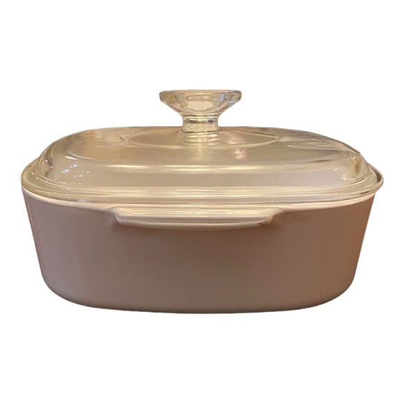 Vintage Corningware casserole dish with lid. Cornflower blue, 2 quart EUC - Picture 3 of 6